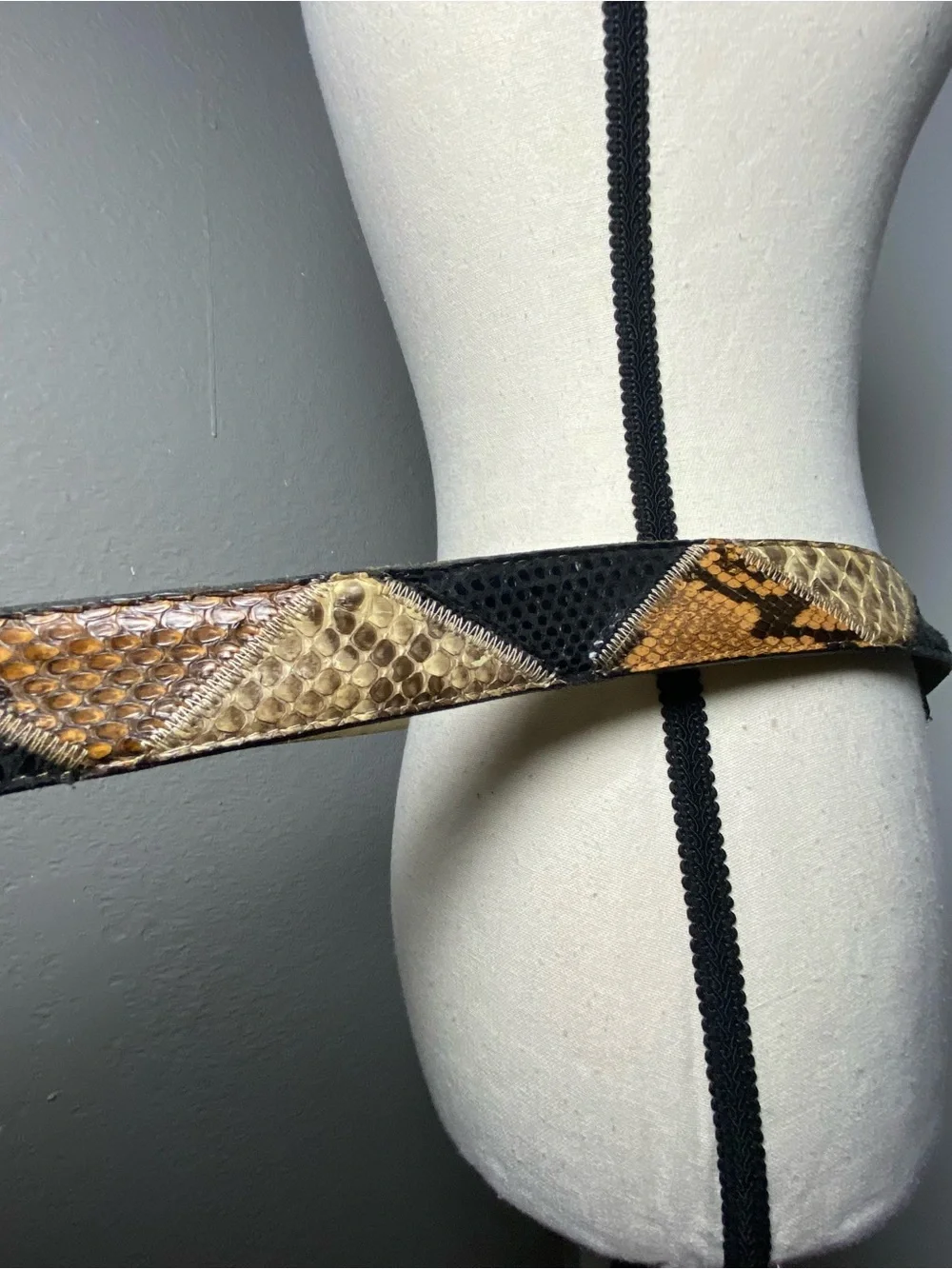 Vintage Italian Tan & Black Patchwork Snakeskin Leathed Belt Size XL